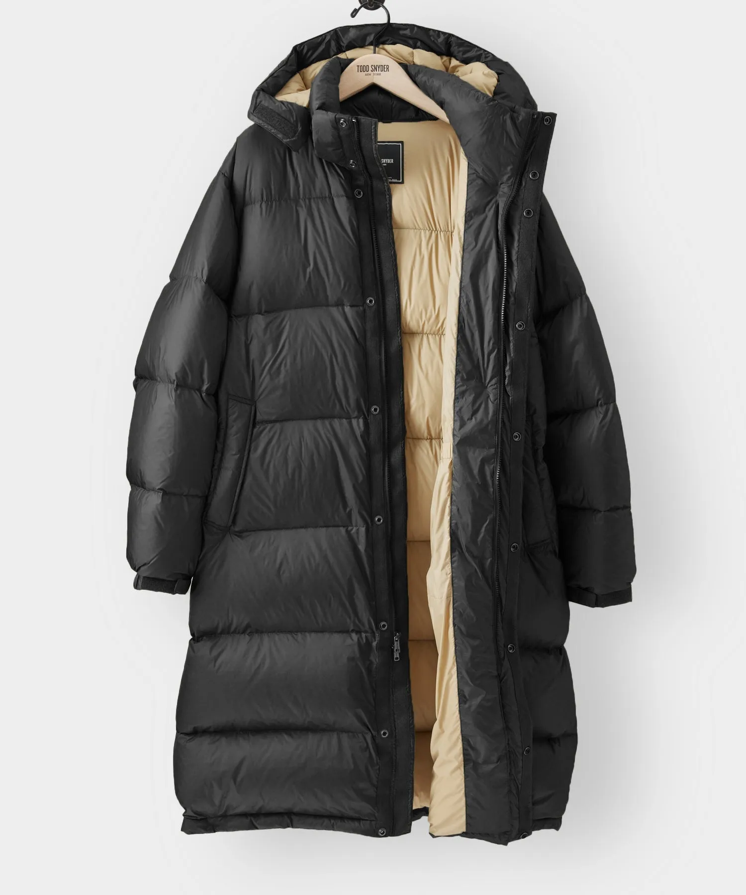 Italian Long Tech Down Parka in Black