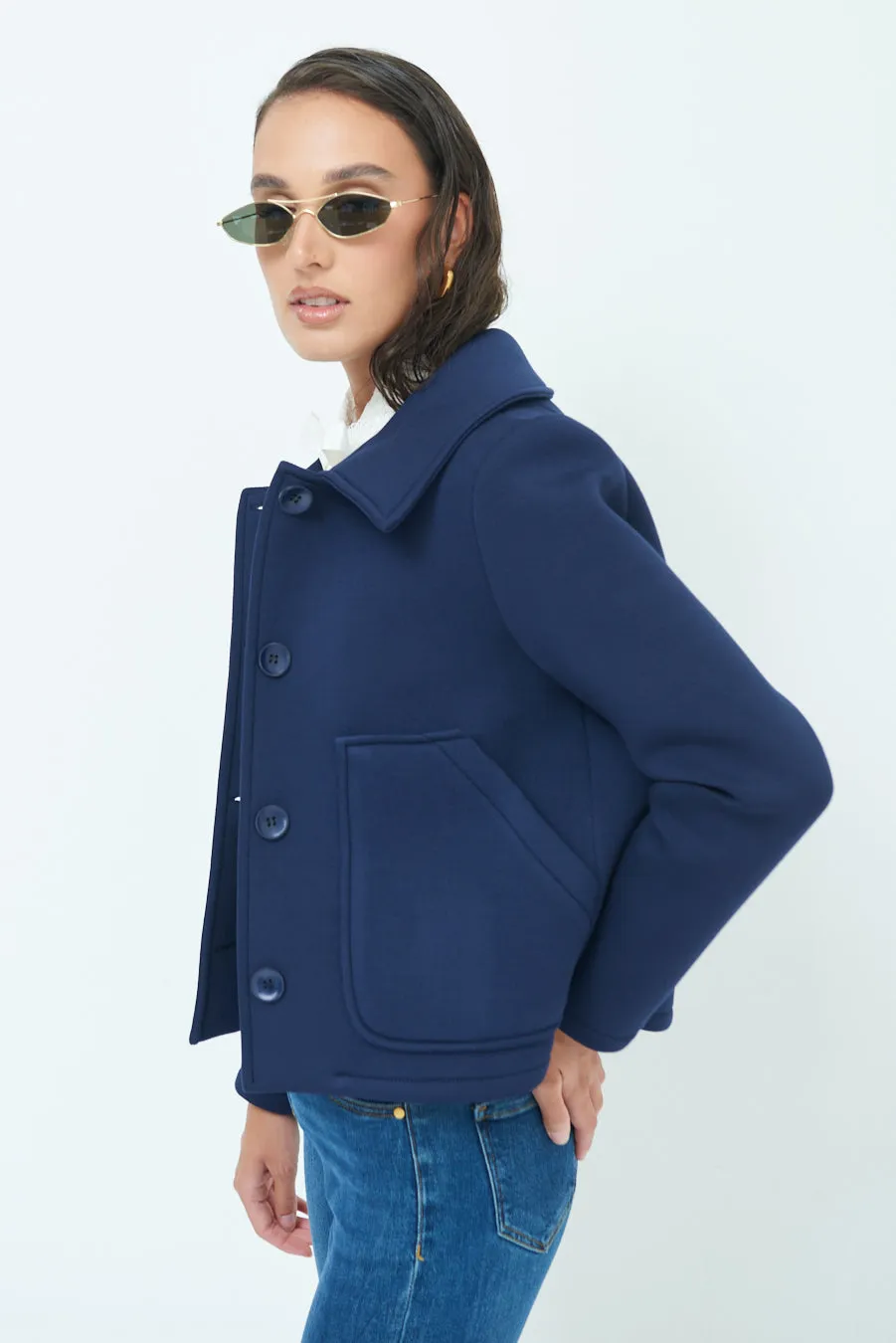 Stylish cropped jacket with classic collar wholesale