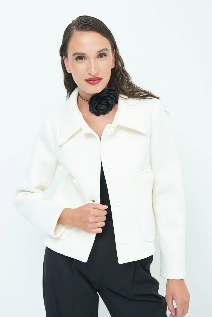 Stylish cropped jacket with classic collar wholesale