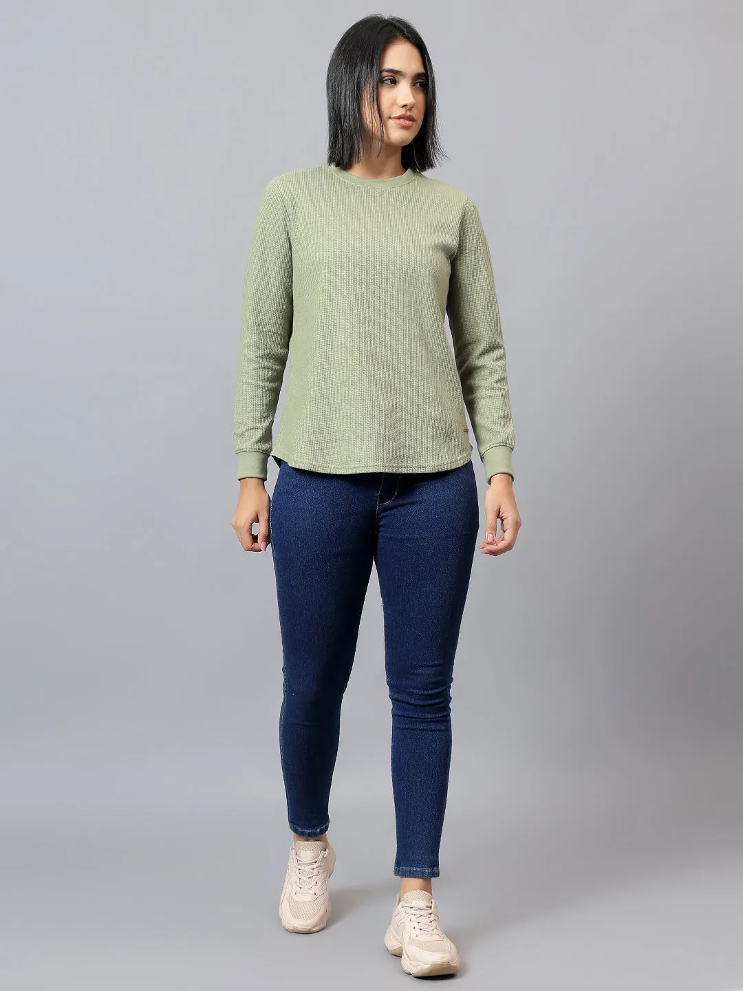 Women's Solid Green Round Neck Tshirt